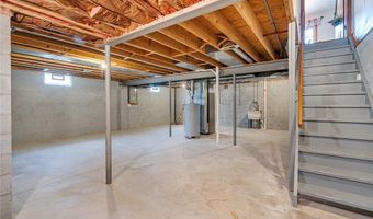 6369 Ridgeview Ave, Austintown, OH 44515
