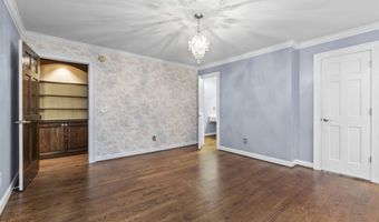 415 Pine St, Camden, SC 29020