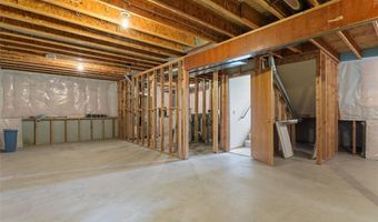 121 Brown Ave S, Annandale, MN 55302