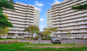 3200 Park Ave 11C2, Bridgeport, CT 06604