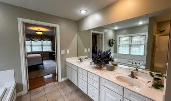 280 Arlington Dr, Batesville, IN 47006