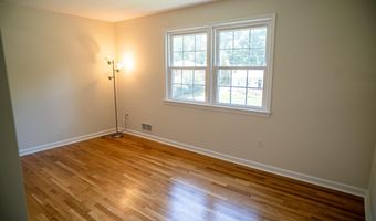 5012 LARNO Dr, Alexandria, VA 22310