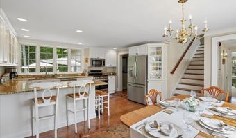 181 Meetinghouse Rd, Bedford, NH 03110