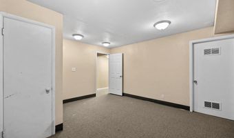 1208 E PERSHING Blvd, Cheyenne, WY 82001