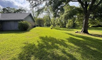 23 B St, Bay Springs, MS 39422