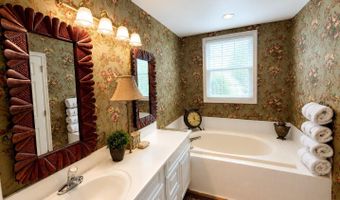 1014 BAYBREEZE Ln, Ocean Pines, MD 21811