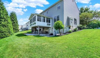 65 ANGELA Ln, York, PA 17402