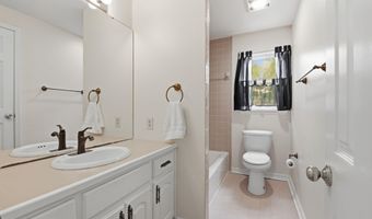 14767 Woodland Rd, Athens, AL 35613