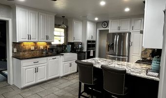 924 W 5th St, Beaver, OK 73932