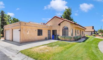 19227 Willow Dr, Apple Valley, CA 92308