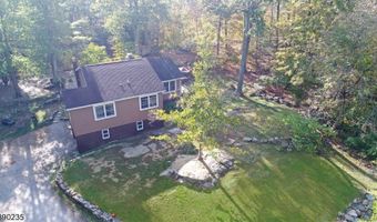 13 Hemlock Ave, Andover, NJ 07860
