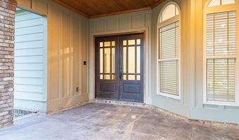 1804 River Pointe Dr, Albany, GA 31701