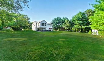 22 Camelot Cir, Johnston, RI 02919