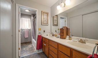 1702 Johns Cir, Fernley, NV 89408