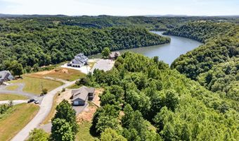 944 Lakepointe Dr, Albany, KY 42602