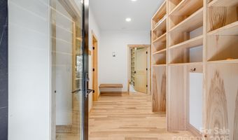 39 Bent Creek Preserve Rd, Asheville, NC 28806