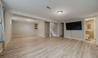 5135 Fairlane Rd, Columbus, OH 43207