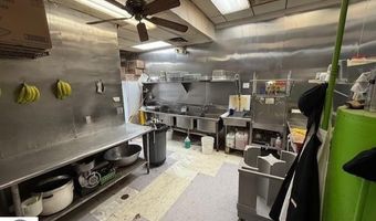 413 Wright Ave, Alma, MI 48801