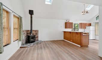 27421 Albion Ridge Rd, Albion, CA 95410