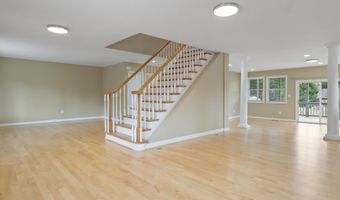 4415 ROBERTS Ave, Annandale, VA 22003