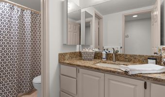 2125 Nature Cove Ct 108, Ann Arbor, MI 48104