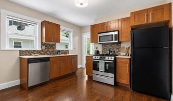 66 66-R 70 Wren St, Boston, MA 02132