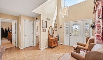 17251 Hollingsworth Rd, Basehor, KS 66007