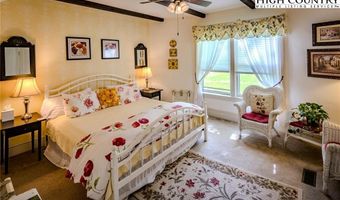 4584 4582 NC Highway 194 S, Banner Elk, NC 28604