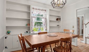 10 Crest Rd, Danbury, CT 06811