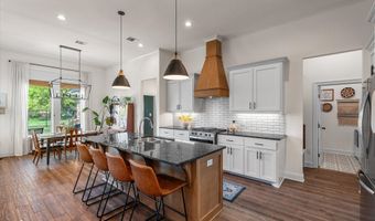 331 Newport Ln, Benton, LA 71006
