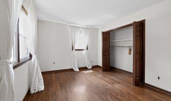 6 DONNA Dr, Bear, DE 19701
