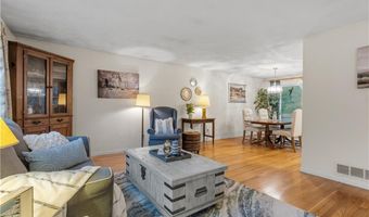 102 Windward Walk, North Kingstown, RI 02852