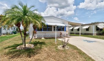 914 Jacaranda Dr, Barefoot Bay, FL 32976