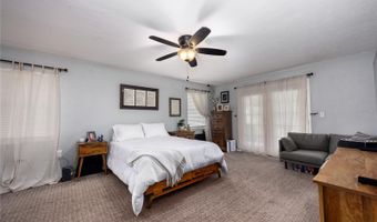 3670 NW 20TH Ave, Bell, FL 32619