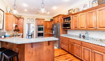 1200 River Pointe Dr, Albany, GA 31701