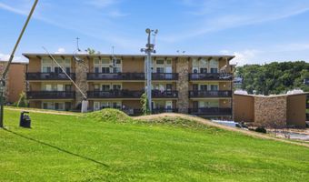1836 FAIRWAY Dr 213, Basye, VA 22810