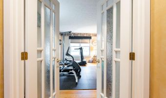 2 Turnberry Cir 113, Bedford, NH 03110