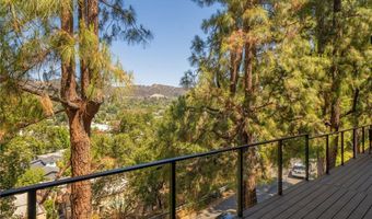 1832 Oak Tree Dr 8, Los Angeles, CA 90041