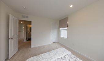 766 River Run Rd, Aurora, OH 44202