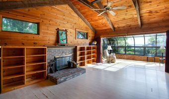 915 Fiske Rd, Alburgh, VT 05440