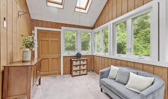14 Olde Berry Rd, Andover, MA 01810