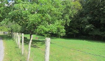 43 Sanctuary Ln, Alderson, WV 24910