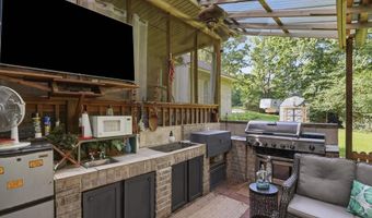 2314 Peeler Bend Rd, Benton, AR 72019