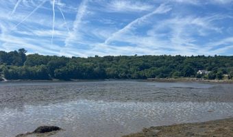 Robbins Road, Belfast, ME 04915