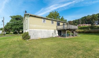 1221 BYFIELD St, Allentown, PA 18103