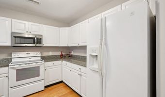 1261 Joyce Ln, Ann Arbor, MI 48103