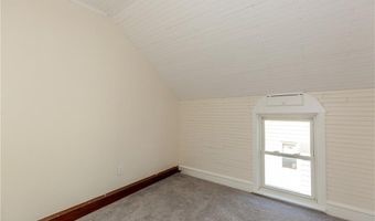 73 Maple Ave, Johnston, RI 02919