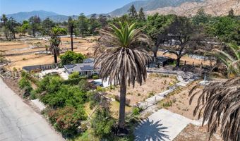 701 E Palm St, Altadena, CA 91001