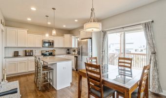 1401 S 10th St, Adel, IA 50003