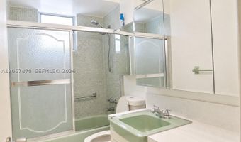 20200 NE 29th Ct N214, Aventura, FL 33180